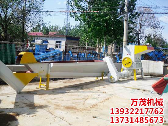 成套pet清洗設(shè)備--破碎機、漂洗槽